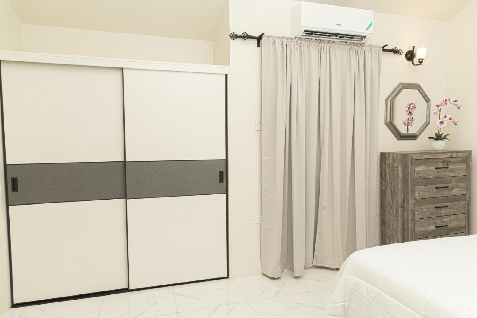 Phoenix Park Villas - Portmore - 10Mins To Beach Exteriör bild