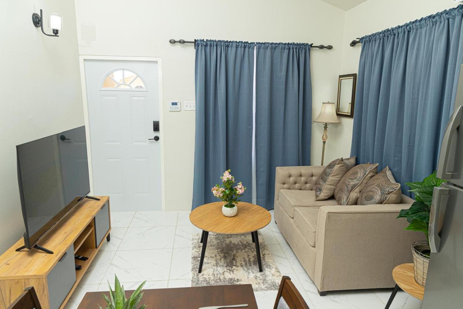 Phoenix Park Villas - Portmore - 10Mins To Beach Exteriör bild