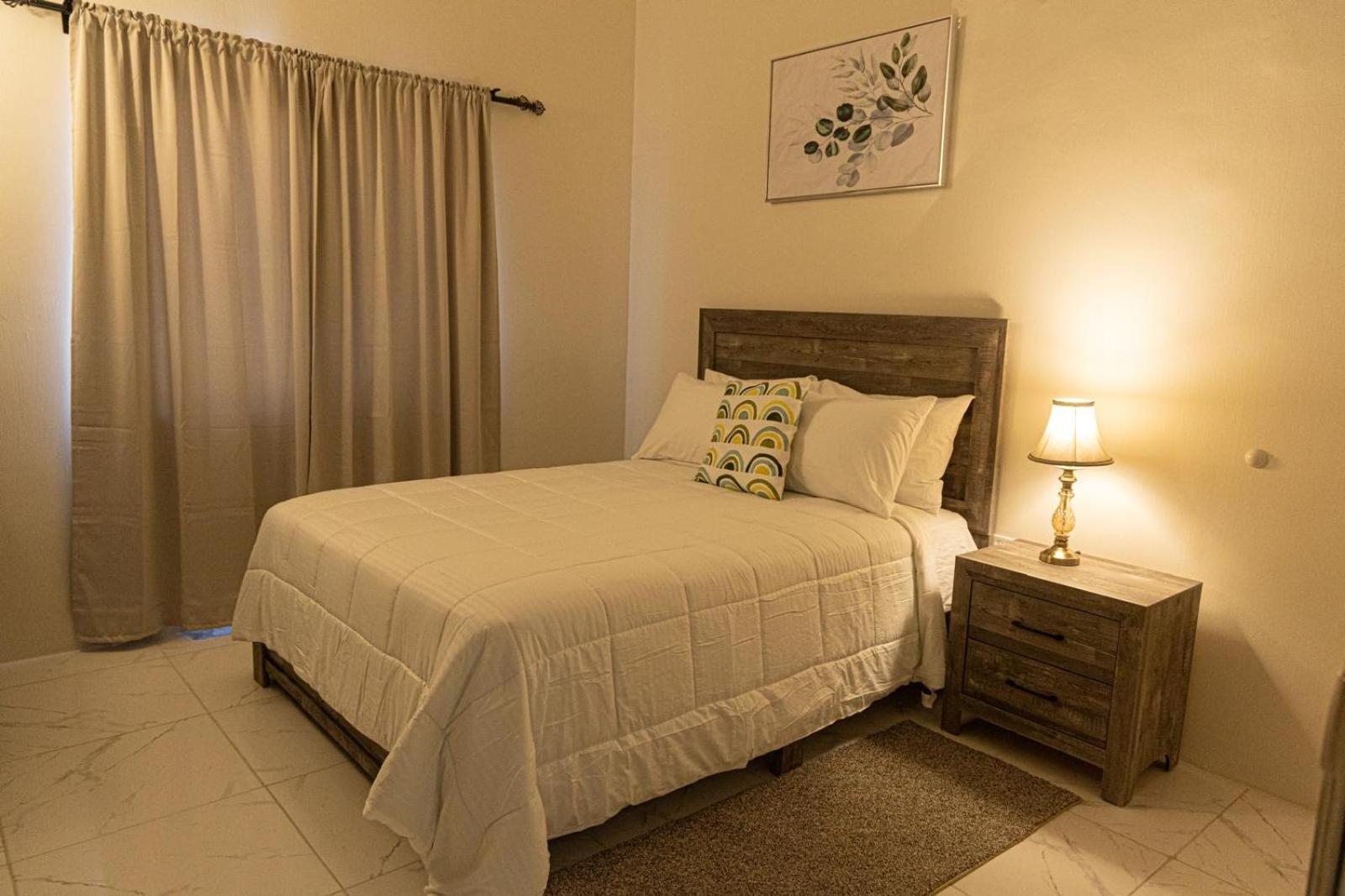 Phoenix Park Villas - Portmore - 10Mins To Beach Exteriör bild
